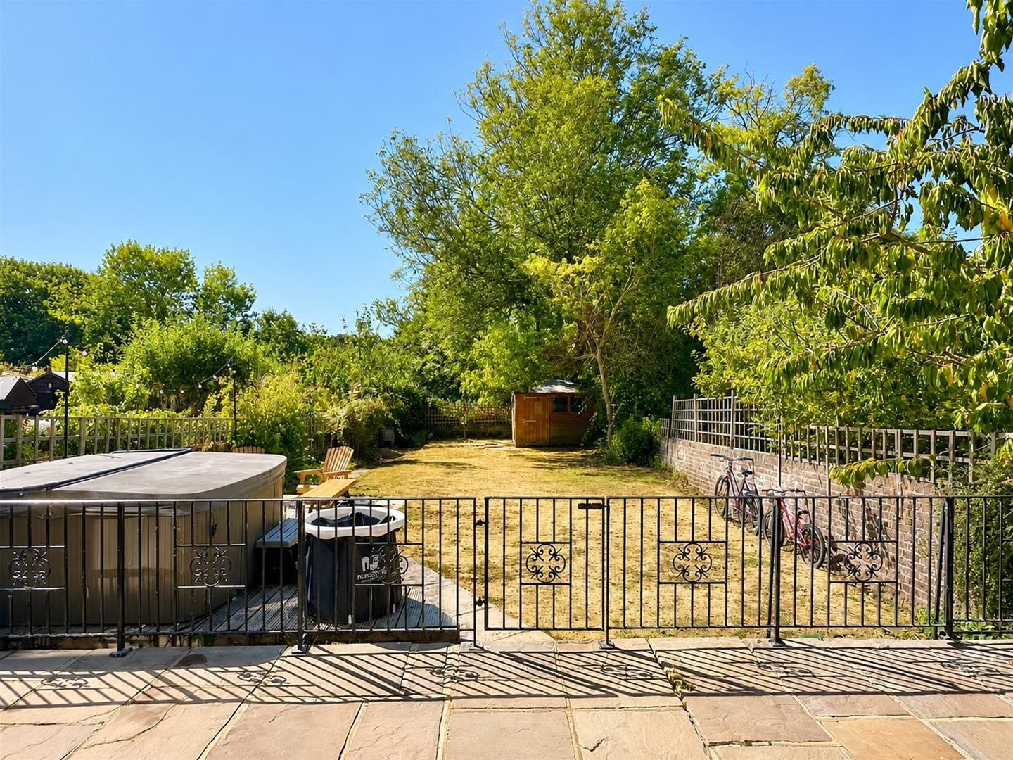4 bed property in Beaufort Road, St. Leonards-On-Sea